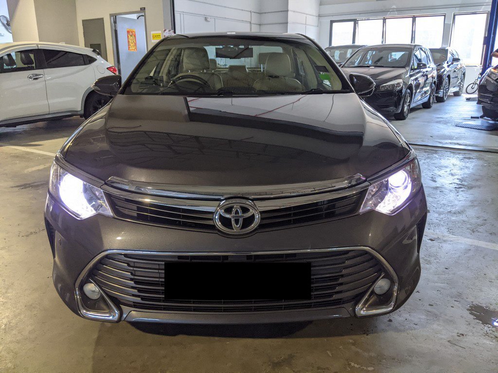 Toyota Camry 2.5 Auto
