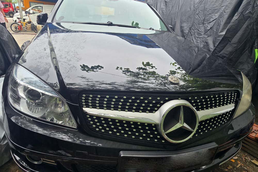 Mercedes Benz C 180 CGI (COE Till 09/2030)