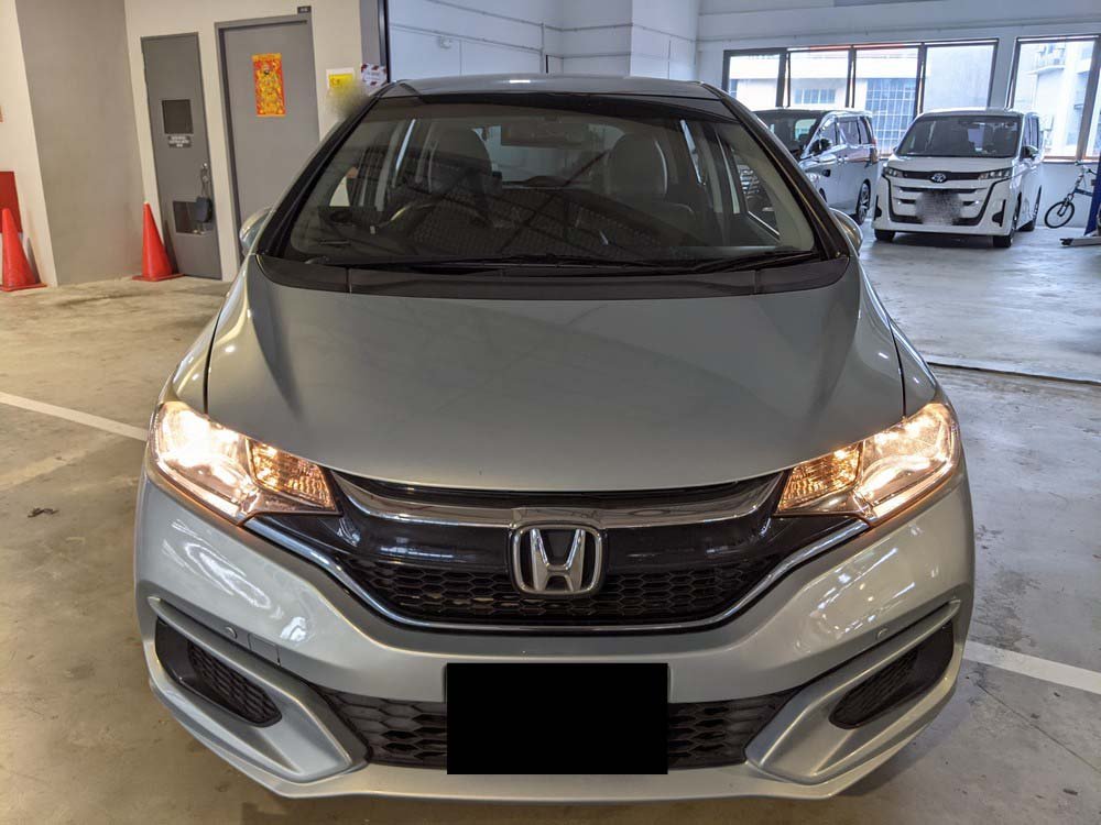 Honda Fit 1.5 Hybrid A (Hybrid)