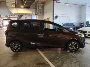 Toyota Sienta 1.5g Cvt