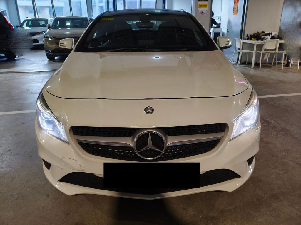 Mercedes Benz Cla180 (r18 Bi Sr)