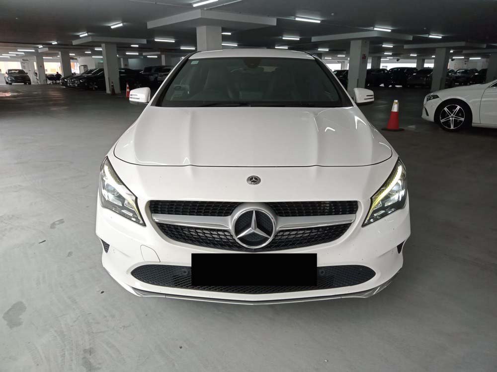 Mercedes Benz CLA180 Coupe Urban (R18 Led)