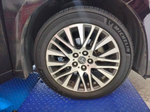 Toyota Vellfire 2.5 Cvt S/r