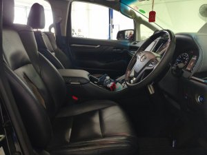 Toyota Vellfire 2.5 Cvt S/r