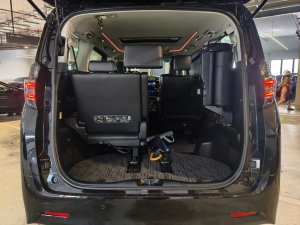 Toyota Vellfire 2.5 Cvt S/r