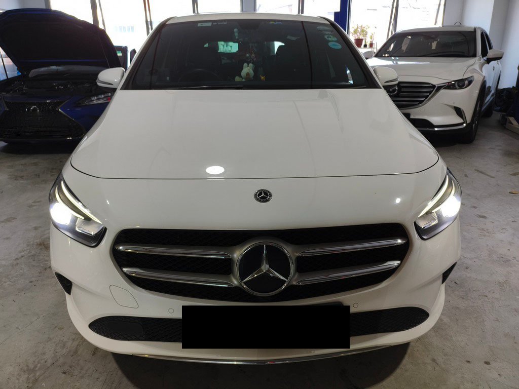 Mercedes Benz B180 Style R17 Led
