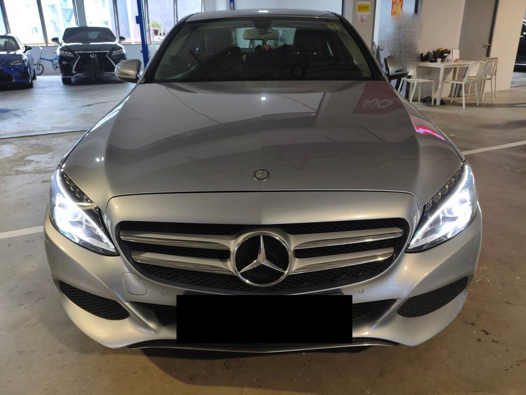 Mercedes Benz C180 Avantgarde (r17 Led)