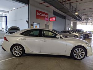 Lexus IS200T Executive