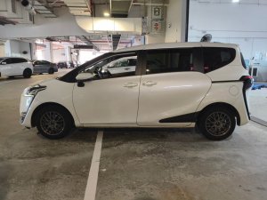 Toyota Sienta 1.5x Cvt Abs D/airbag 2wd 5dr
