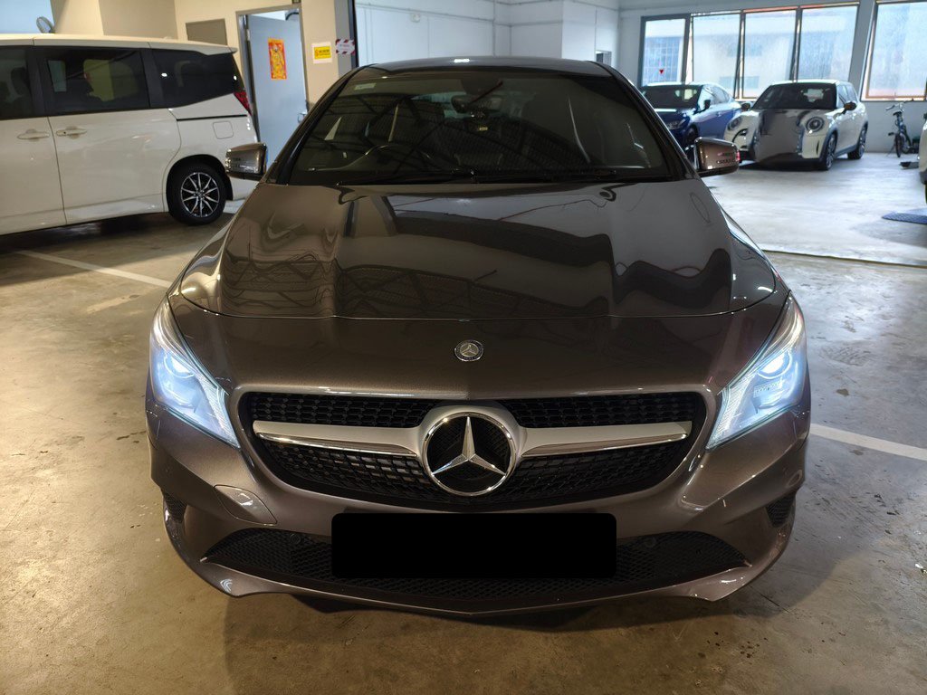 Mercedes Benz Cla180 (r18 Bi) (COE Till 04/2034)
