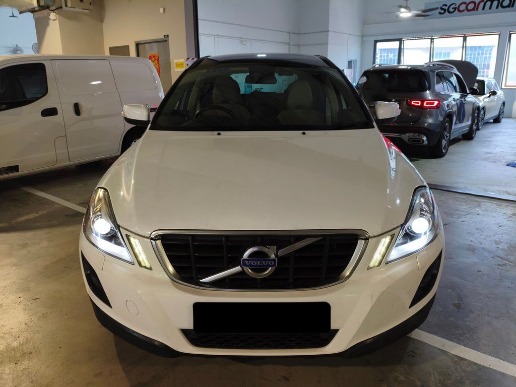 Volvo Xc60 T6 3.0l At Abs D/ab Hid 4wd 5dr (COE Till 05/2029)