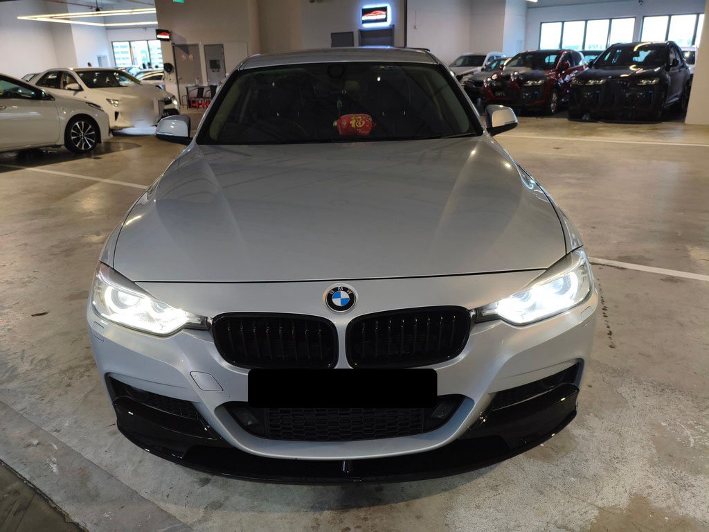 BMW 328i 2.0 At D/ab 4dr Abs Hid Nav (COE Till 06/2032)