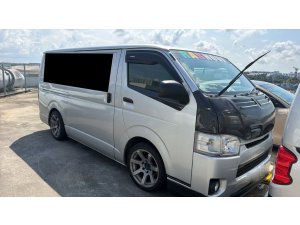 Toyota Hiace Van Turbo 5 Dr Manual (COE Till 10/2029)