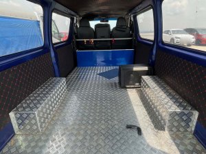 Toyota Hiace 3.0 Dx Diesel Turbo Mt 2wd Lgv (COE Till 03/2030)