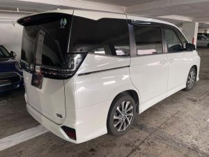Toyota Voxy Hybrid 7 Seater 1.8 S Z Cvt (Hybrid)