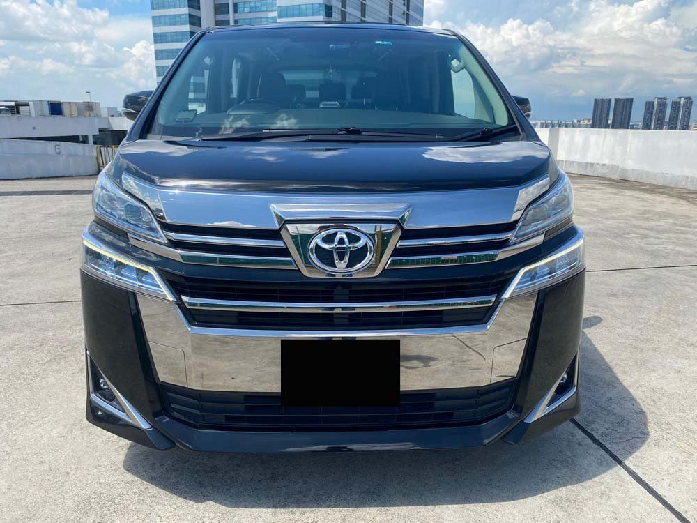 Toyota Vellfire Elegance Moonroof (Auto)