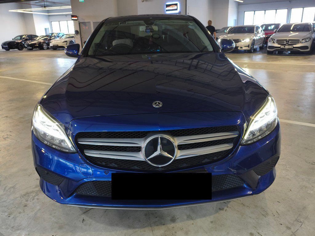 Mercedes Benz C180 Avg (r17 Led)