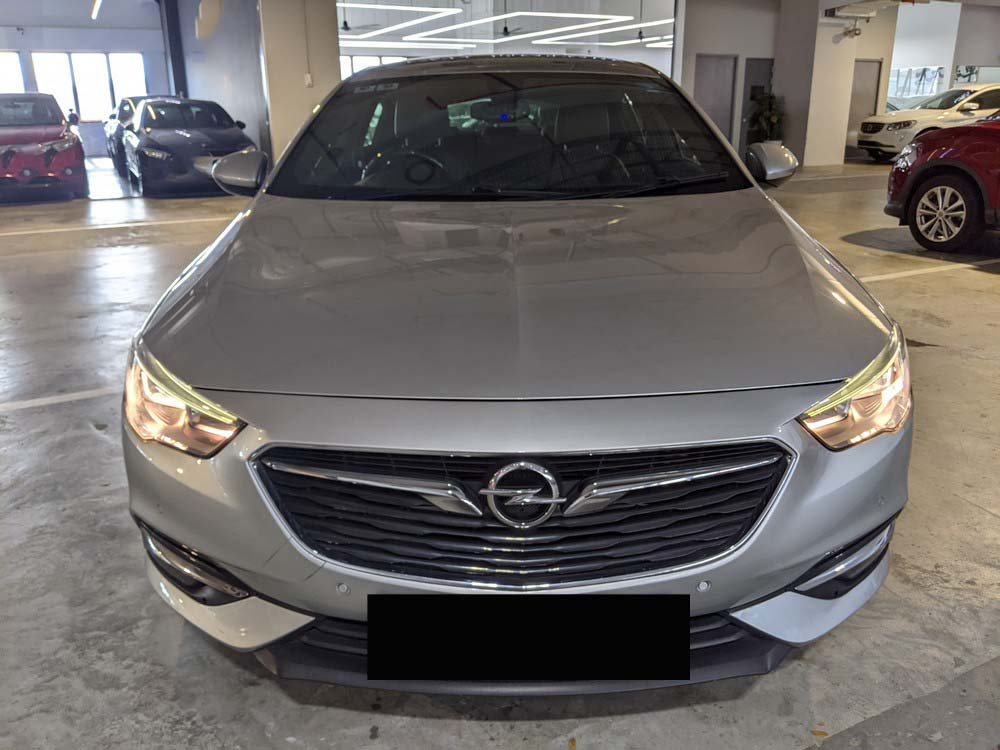 Opel Insignia Grandsport B15xht