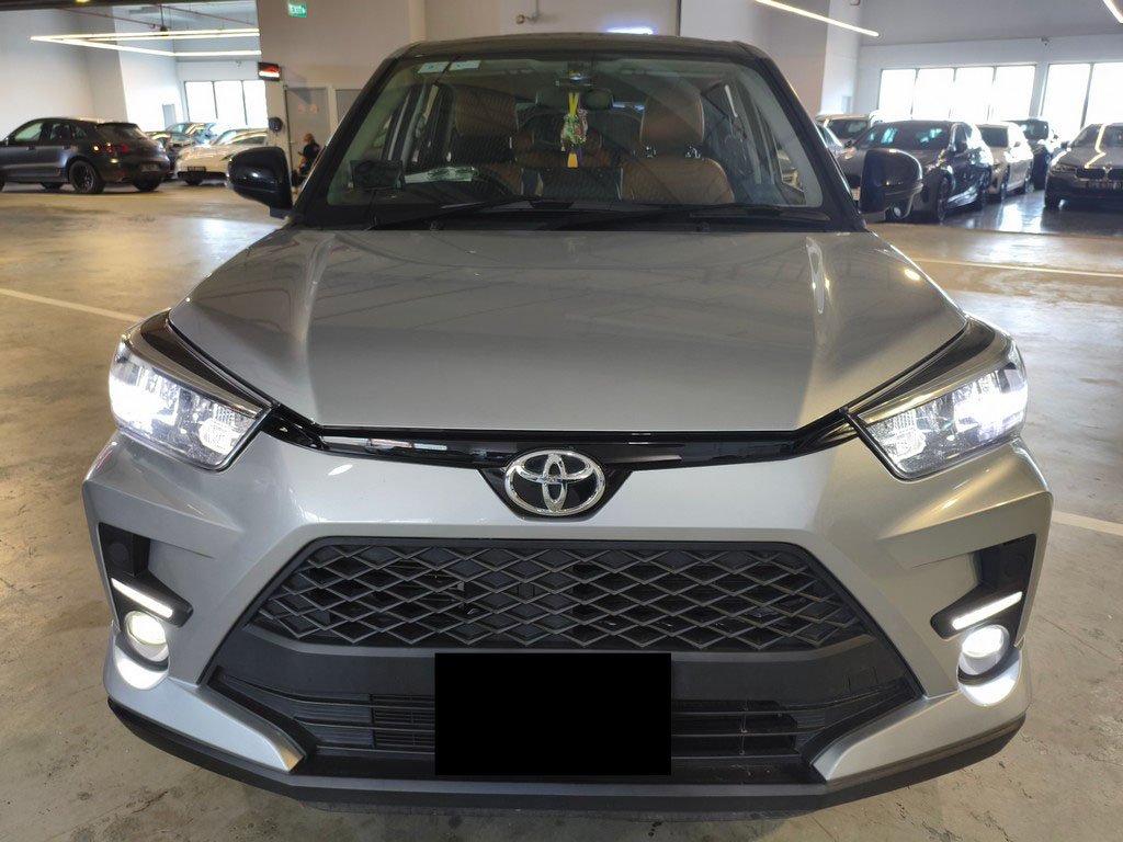 Toyota Raize 1.0x Cvt