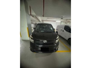 Toyota Voxy 2.0X  A (COE Till 08/2028)