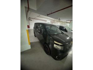 Toyota Voxy 2.0X  A (COE Till 08/2028)