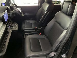 Honda Stepwagon Spada E:hev (Hybrid)