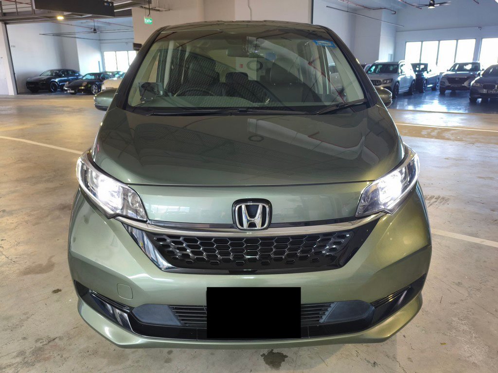 Honda Freed 1.5g Cvt (Hybrid)