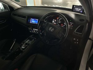 Honda Vezel 1.5X Hybrid Auto (Hybrid)