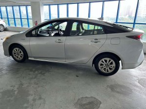 Toyota Prius Hybrid 1.8 Cvt (Hybrid)