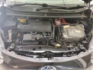 Toyota Sienta 1.5x Cvt (Hybrid)