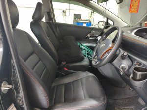 Toyota Sienta 1.5x Cvt (Hybrid)