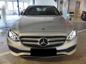 Mercedes Benz E200 Avg (r18 Led)