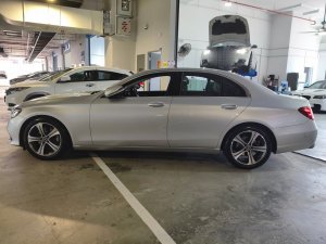 Mercedes Benz E200 Avg (r18 Led)