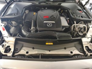 Mercedes Benz E200 Avg (r18 Led)