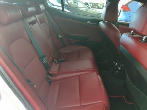 Kia Stinger 2.0a 2wd Sunroof