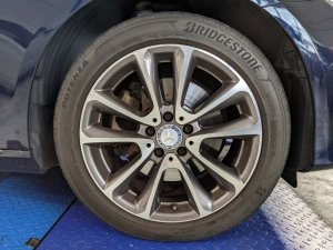 Mercedes Benz E200 Exclusive (R18 Led)