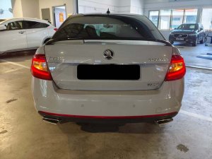 Skoda Octavia Rs 2.0 Tsi Aidisplay