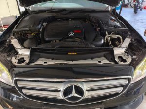 Mercedes Benz E180 Sedan Avg