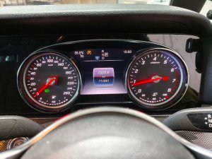 Mercedes Benz E180 Sedan Avg