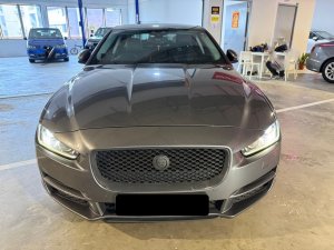 Jaguar Xe 2.0 I4