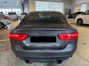 Jaguar Xe 2.0 I4