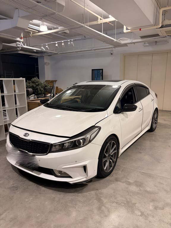 Kia Cerato K3 1.6A Sunroof