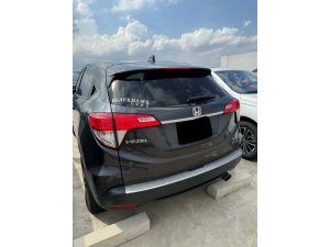 Honda Vezel 1.5x Cvt