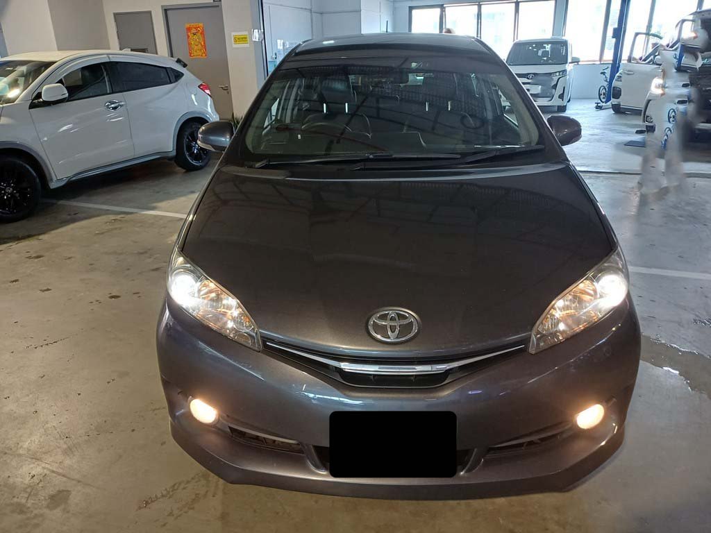 Toyota Wish 1.8 Cvt