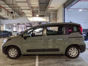 Toyota Sienta Hybrid Standard (Hybrid)