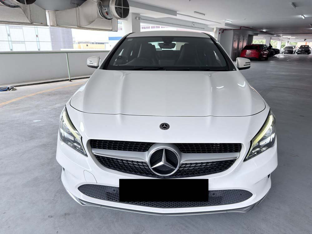 Mercedes Benz CLA180 Coupe Urban (R18 Led)