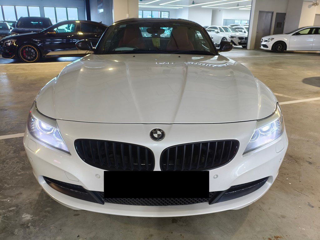 BMW Z4 Sdrive 23i 2.5l At Abs D/ab 2wd Hid (COE Till 04/2030)