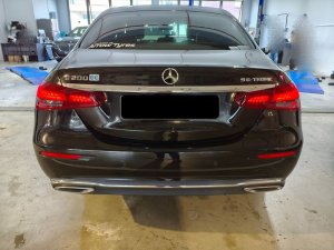 Mercedes Benz E200 Sedan Avg
