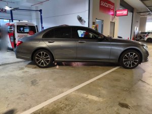 Mercedes Benz E200 Exclusive (r18 Led)