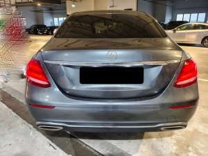 Mercedes Benz E200 Exclusive (r18 Led)